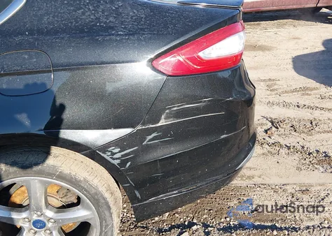 2013 Ford Fusion Se z USA, uszkodzony, nr VIN 3FA6P0HR7DR288605